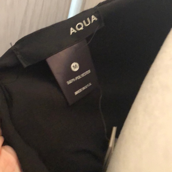 AQUA Black sateen symmetrical ruffle blouse Medium - Picture 6 of 8